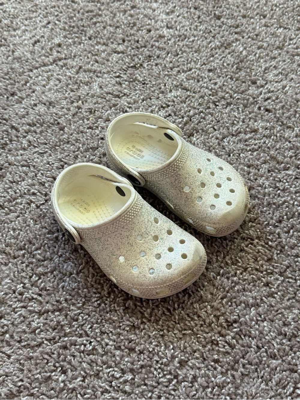 Crocs Kids Classic Glitter Clogs Size C9 Cream Sparkle